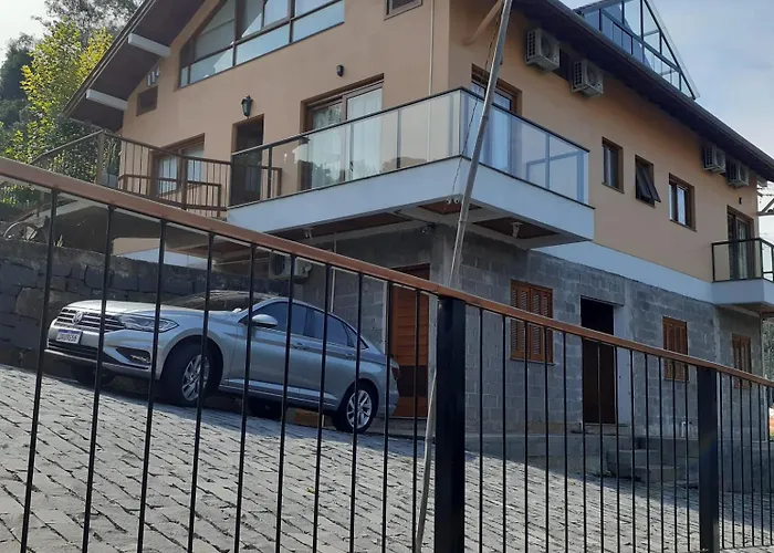 Vinícola e Pousada Peculiare